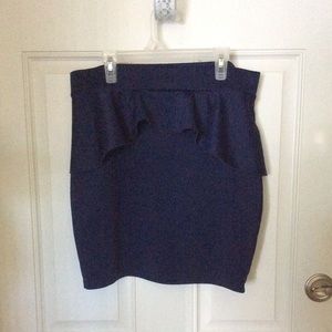 Charlotte Russe xl pelump skirt